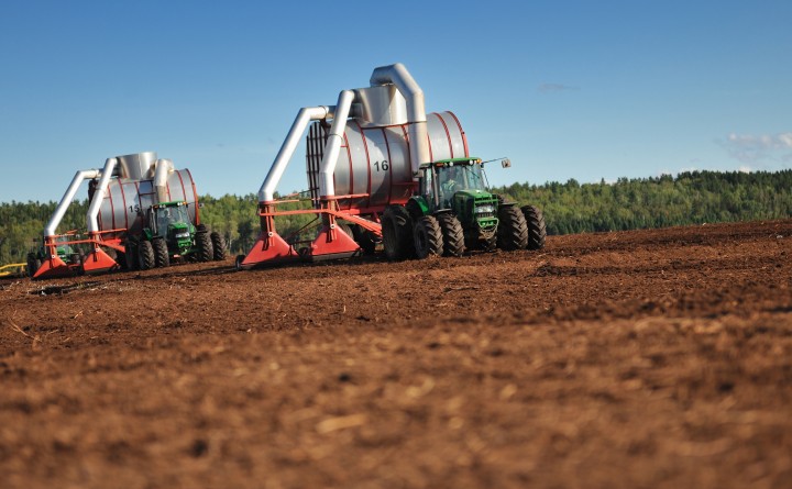 Berger Harvesting Peat Moss